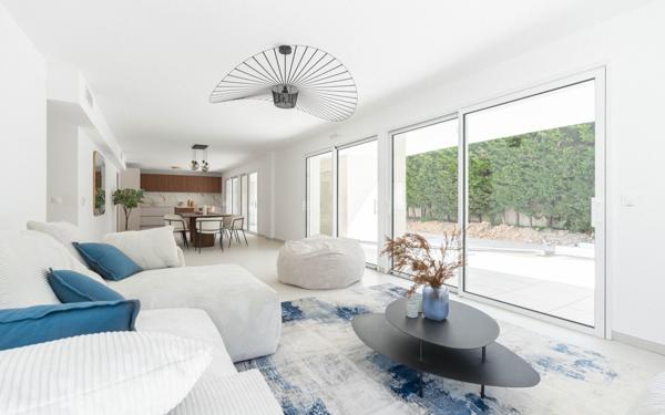 Appartement à vendre    5 pièces •  Marseille 8