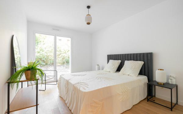 Appartement à vendre    5 pièces •  Marseille 8