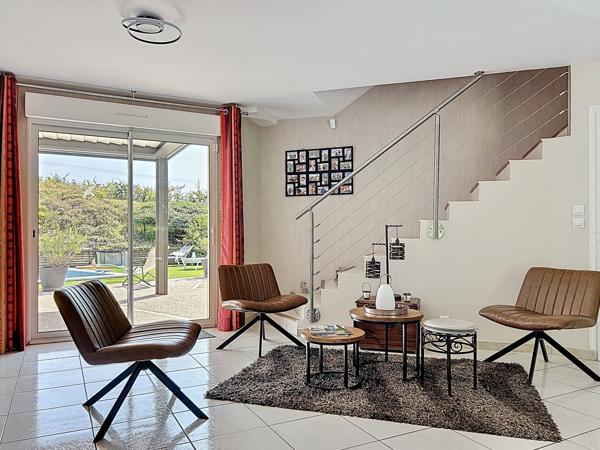 Maison 9 pièces - 290 m²