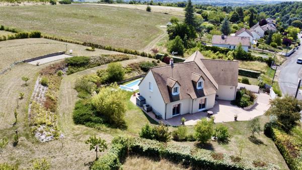 Maison 9 pièces - 290 m²