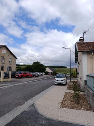 MAISON INDIVIDUELLE AVEC GARAGE ET COUR LÉROUVILLE  MAISON 86 m² 5 PIÈCES