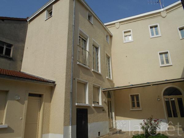 Location appartement Châlons-en-Champagne - 2 pièce(s) - 22 m² - 380 €/mois