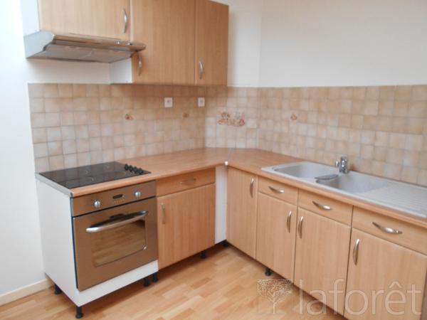 Location appartement Châlons-en-Champagne - 2 pièce(s) - 22 m² - 380 €/mois