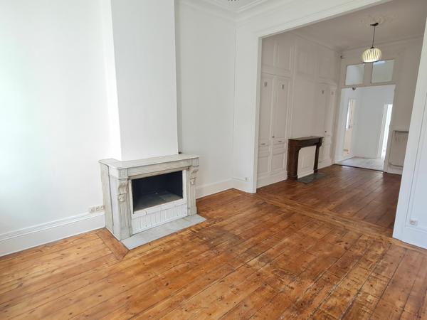 Appartement à louer    2 pièces • 57 m2 Tourcoing