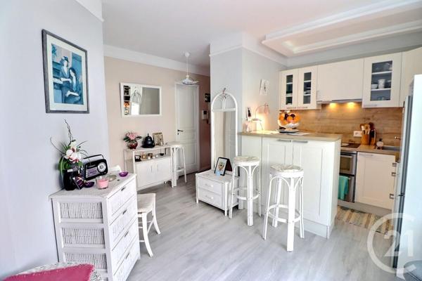 Appartement T2 à vendre  2 pièces - 29 m2 ST RAPHAEL - 83
