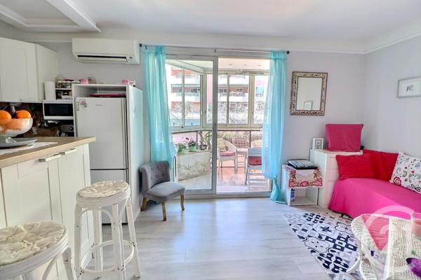 Appartement T2 à vendre  2 pièces - 29 m2 ST RAPHAEL - 83