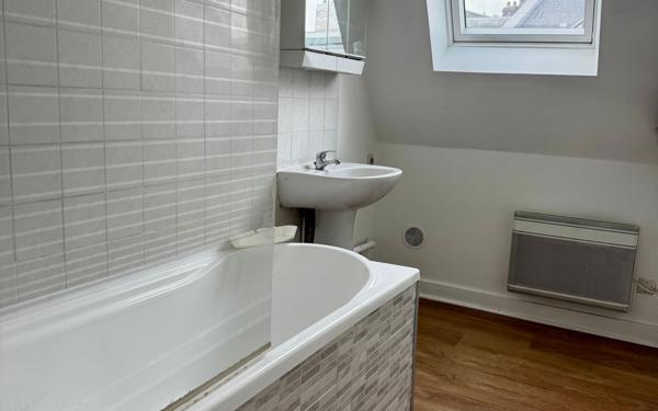 Appartement à louer    4 pièces •  Saint-Quentin