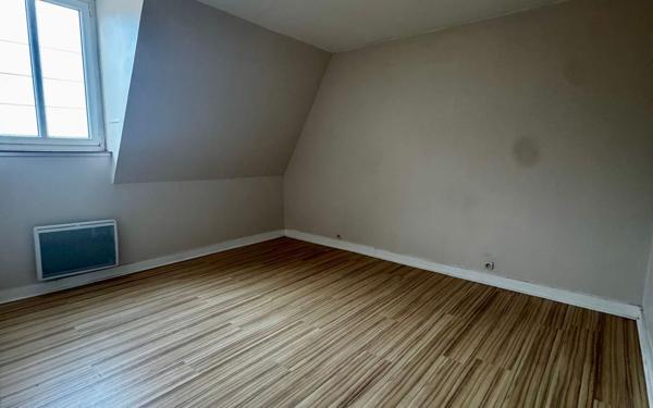 Appartement à louer    4 pièces •  Saint-Quentin