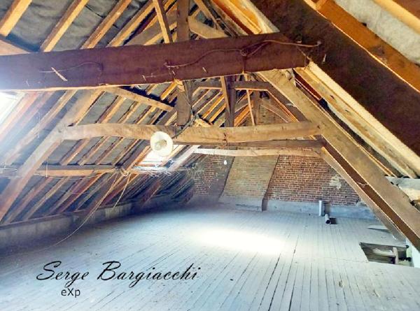 Grande maison + terrain constructible 1000 m² – Idéal investisseurs ou division – Douai Dorignies