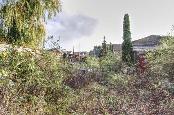 Grande maison + terrain constructible 1000 m² – Idéal investisseurs ou division – Douai Dorignies