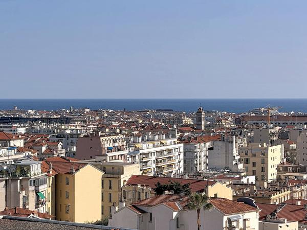 Nice Duplex 3 pièces avec vue mer, terrasses et garage 