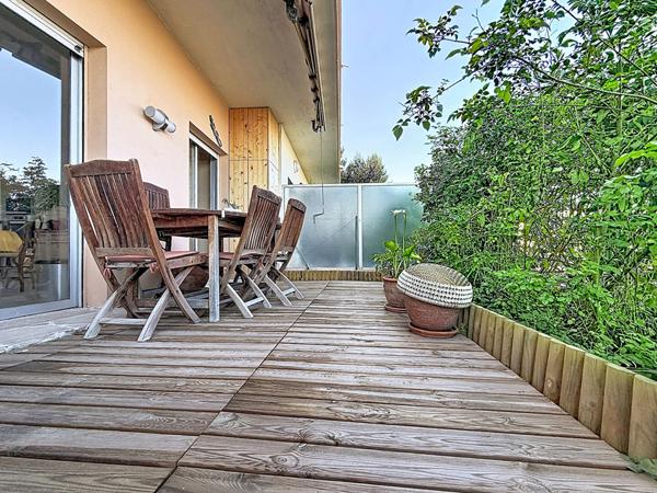 Nice Duplex 3 pièces avec vue mer, terrasses et garage 