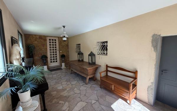 Maison à vendre    6 pièces • 174 m2 Vienne