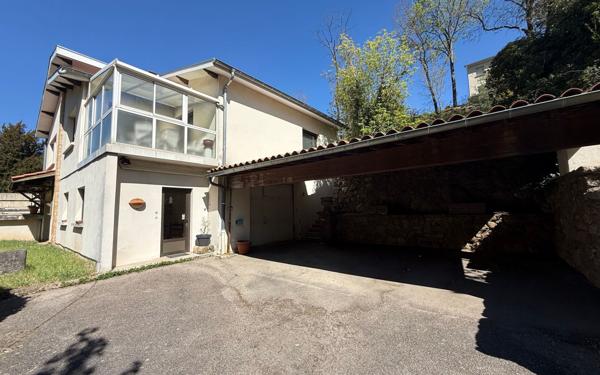 Maison à vendre    6 pièces • 174 m2 Vienne