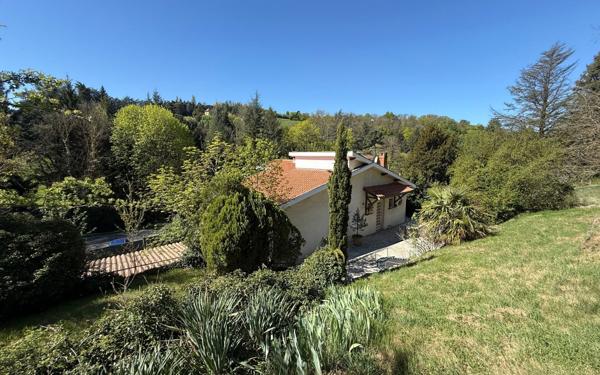 Maison à vendre    6 pièces • 174 m2 Vienne