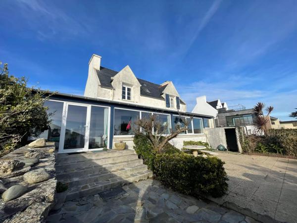 BELLE MAISON 5 PIÈCES 140 M² VUE MER PLOUHINEC