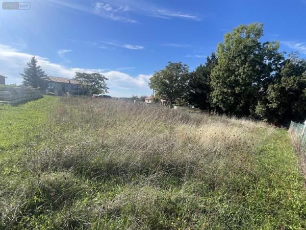 Terrain à Batir à vendre à Ribérac en Dordogne (24600), ref : 077/1645