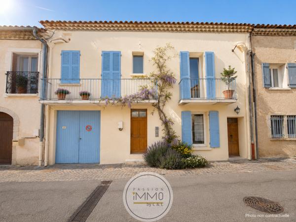Maison de village 10 pièce(s) 5 chambre(s) 220 m²