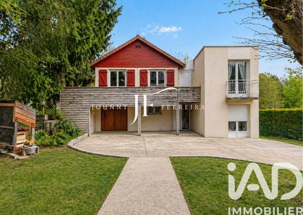Maison à vendre 6 pièces 133 m² Saint-Brice-sous-Forêt