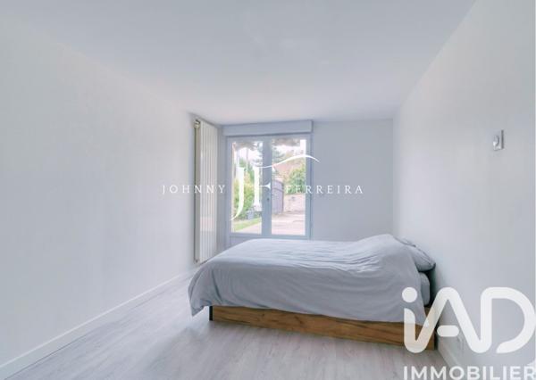 Maison à vendre 6 pièces 133 m² Saint-Brice-sous-Forêt