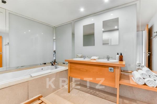 Château de prestige au milieu des vignes, proche Gaillac & Albi