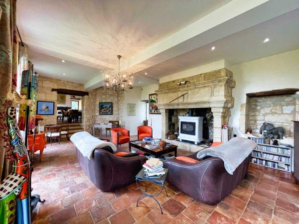 Gîtes chambres d'hôtes - Sarlat-la-caneda RARE -MAGNIFIQUE MANOIR SUR 14 HECTARES - 3 GITES - PISCINE