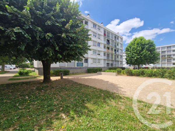 Appartement T4 à vendre  4 pièces - 65 m2 VENISSIEUX - 69