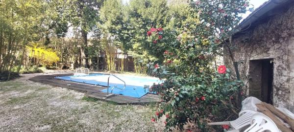 maison de maitre avec garage et piscine