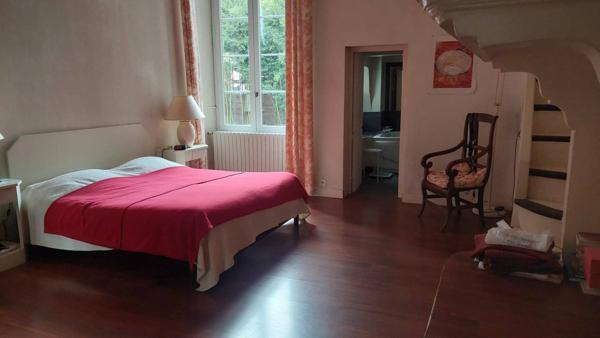 maison de maitre avec garage et piscine