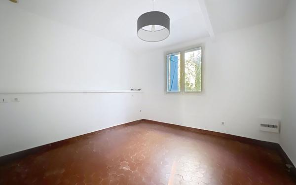 Maison à vendre    6 pièces •  Cagnes-sur-Mer