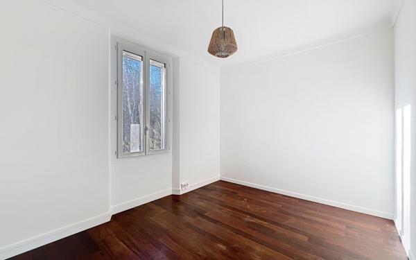 Maison à vendre    6 pièces •  Cagnes-sur-Mer