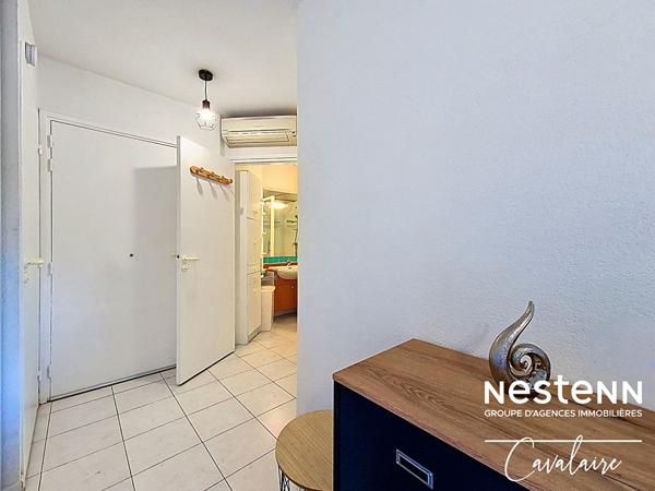 Appartement 2 pièces avec grande terrasse et garage à 200 m des plages à Cavalaire