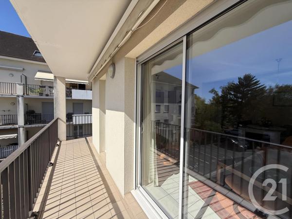 Appartement F3 à vendre  3 pièces - 69,39 m 2   ORTHEZ  - 64