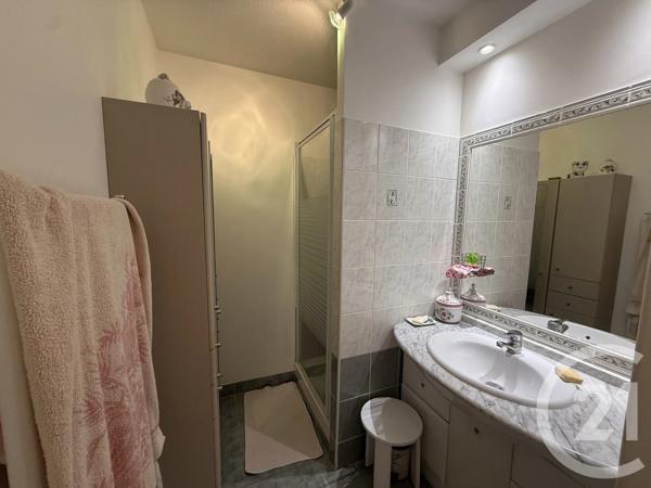 Appartement F3 à vendre  3 pièces - 69,39 m 2   ORTHEZ  - 64