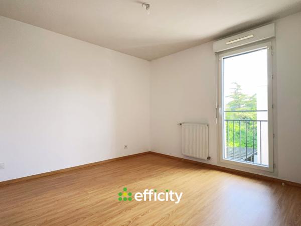 Appartement
         3 pièces
        - 59 m² 269 000 € *