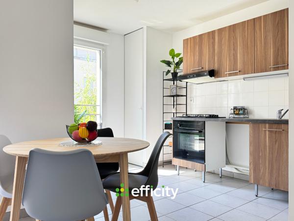 Appartement
         3 pièces
        - 59 m² 269 000 € *