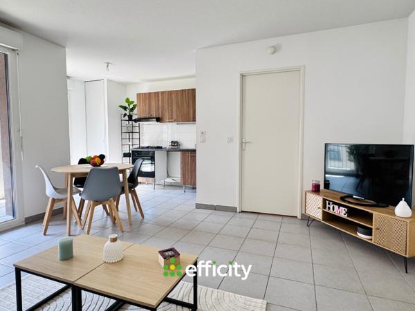 Appartement
         3 pièces
        - 59 m² 269 000 € *