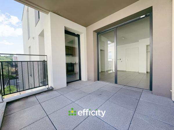 Appartement
         3 pièces
        - 59 m² 269 000 € *