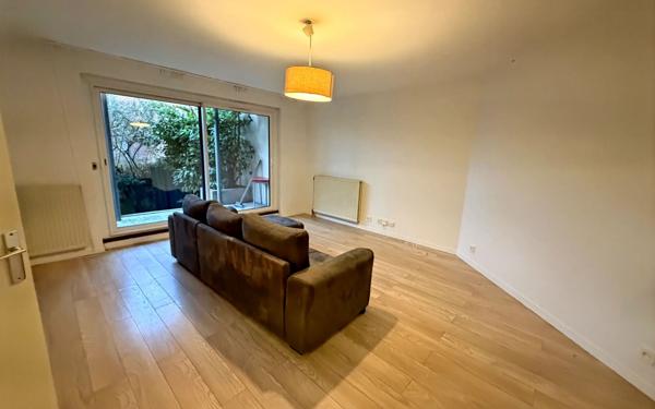 Appartement à louer    2 pièces •  Montigny-le-Bretonneux