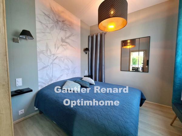 Maison de maître, 7 chambres, jardin, garages à RAISMES (59)