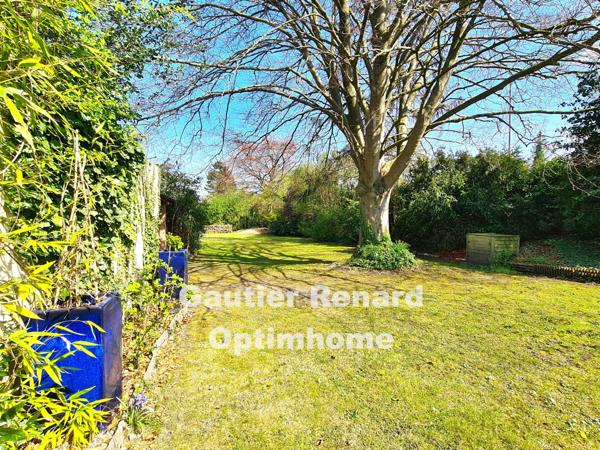 Maison de maître, 7 chambres, jardin, garages à RAISMES (59)