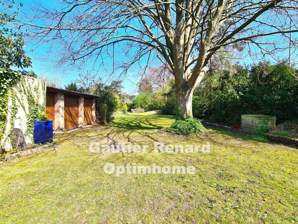 Maison de maître, 7 chambres, jardin, garages à RAISMES (59)