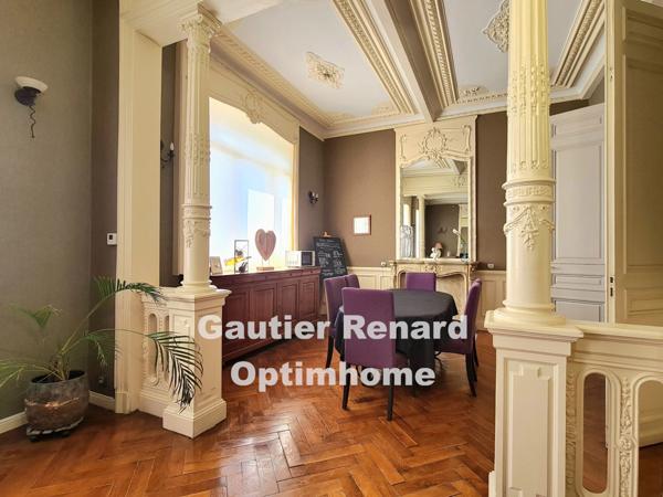 Maison de maître, 7 chambres, jardin, garages à RAISMES (59)