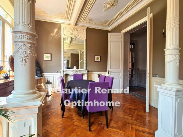 Maison de maître, 7 chambres, jardin, garages à RAISMES (59)