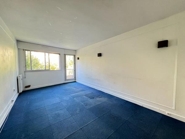 Trois pièces avec balcon - EST de Vincennes