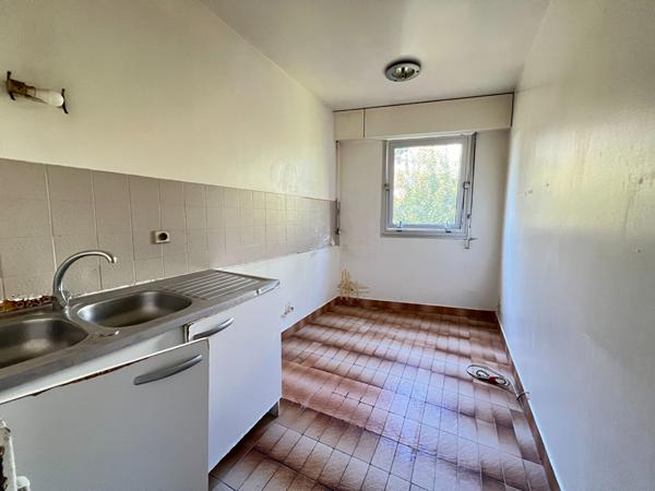 Trois pièces avec balcon - EST de Vincennes