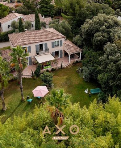 CASTELNAU-LE-LEZ - PROPRIÉTÉ DEXCEPTION  164 m²  4 CHAMBRES  BUREAU  TERRAIN ARBORÉ 1632 m²  PISCINABLE  950 000 