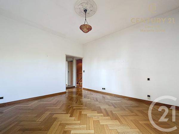 Maison à vendre  5 pièces - 151,17 m2 MARSEILLE - 13008