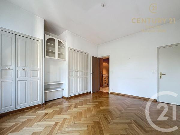 Maison à vendre  5 pièces - 151,17 m2 MARSEILLE - 13008