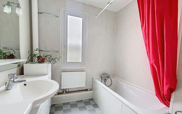 Maison à vendre    4 pièces • 87 m2 Magny-les-Hameaux